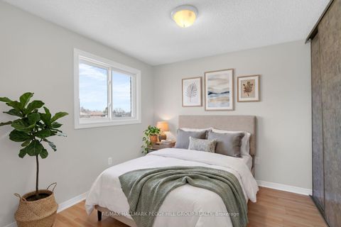 Photo 5 at 24 Geddes Crescent, Northwest, Barrie