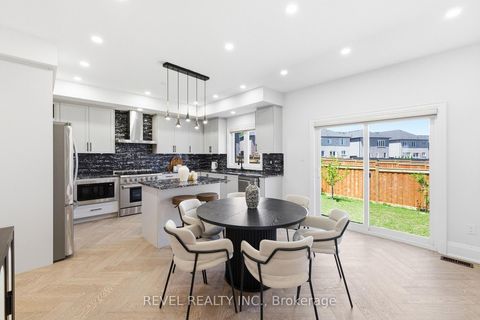 Photo 10 at 783 Green Street, Lefroy, Innisfil