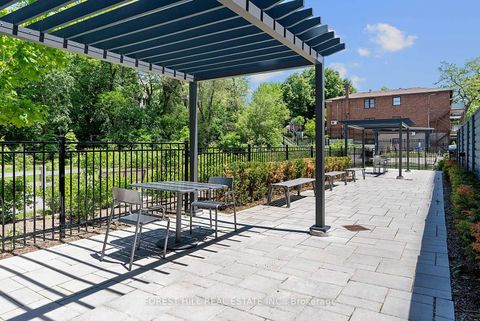 Photo 43 at 906 - 250 Lawrence Avenue W, Lawrence Park North, Toronto