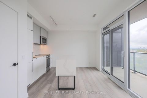Photo 8 at 1608 - 285 Dufferin Street, South Parkdale, Toronto