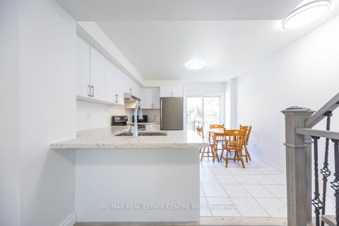 Photo 7 at 123 Enderby Road, Danforth, Toronto