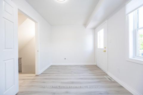 Photo 15 at 123 Enderby Road, Danforth, Toronto