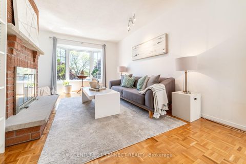 Photo 4 at 470 Brownridge Drive, Brownridge, Vaughan