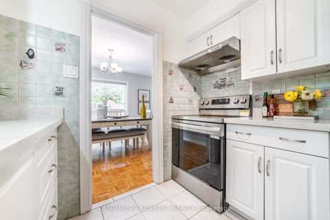 Photo 24 at 470 Brownridge Drive, Brownridge, Vaughan
