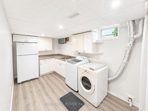 Photo 25 at 45 AUSTEN Lane, Letitia Heights, Barrie