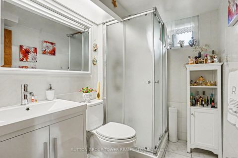 Photo 14 at 11 Kinnie Court, Black Creek, Toronto
