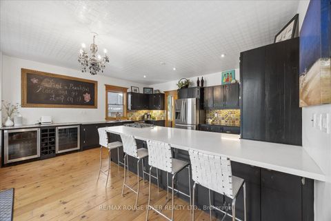 Photo 15 at 30 Springbank Avenue, Cliffside, Toronto