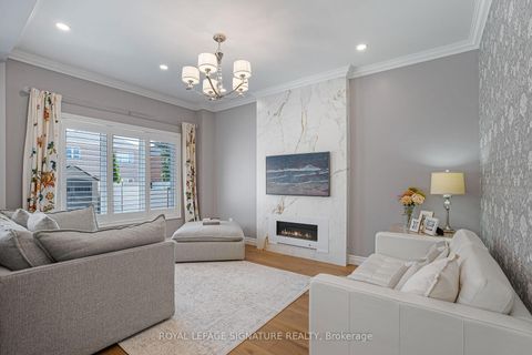 Photo 10 at 35 Mahogany Forest Drive, Patterson, Vaughan