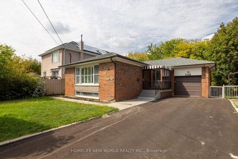Photo 1 at 192 Combe Avenue, Bathurst Manor, Toronto