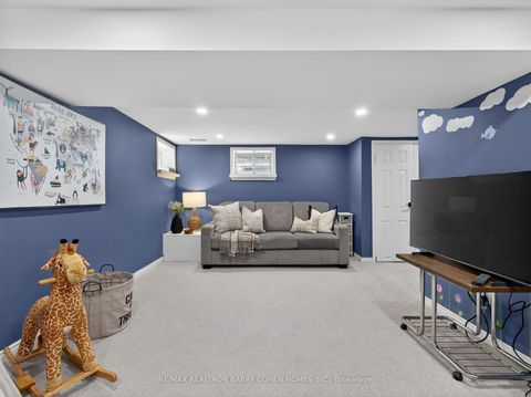 Photo 18 at 253 Briar Hill Avenue, Eglinton, Toronto