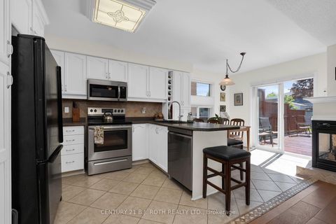 Photo 8 at 303 Coxmill Road, Bayshore, Barrie