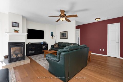 Photo 11 at 303 Coxmill Road, Bayshore, Barrie