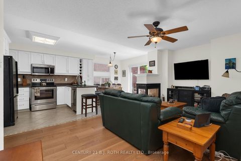 Photo 12 at 303 Coxmill Road, Bayshore, Barrie