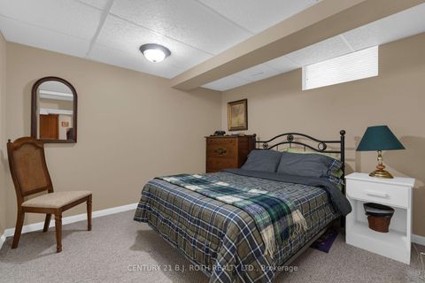 Photo 25 at 303 Coxmill Road, Bayshore, Barrie