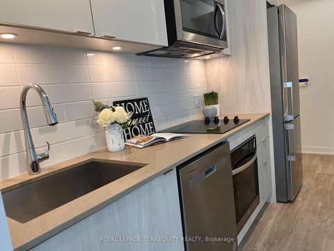 Photo 10 at 936 - 135 Lower Sherbourne Street, Waterfront Communities C8, Toronto