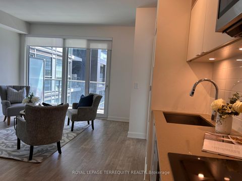 Photo 11 at 936 - 135 Lower Sherbourne Street, Waterfront Communities C8, Toronto