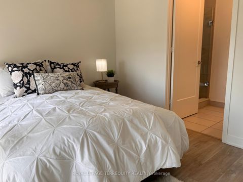 Photo 13 at 936 - 135 Lower Sherbourne Street, Waterfront Communities C8, Toronto