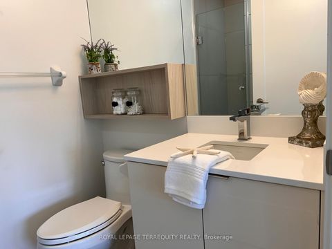 Photo 15 at 936 - 135 Lower Sherbourne Street, Waterfront Communities C8, Toronto
