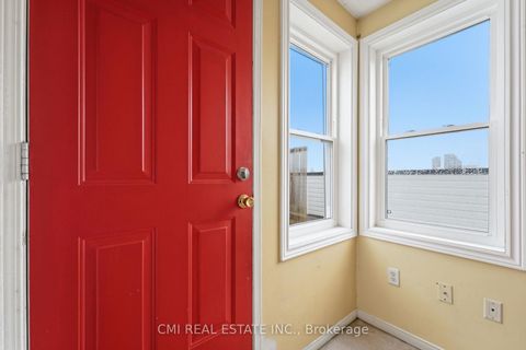 Photo 5 at 164 - 760 Lawrence Avenue W, Glen Park, Toronto