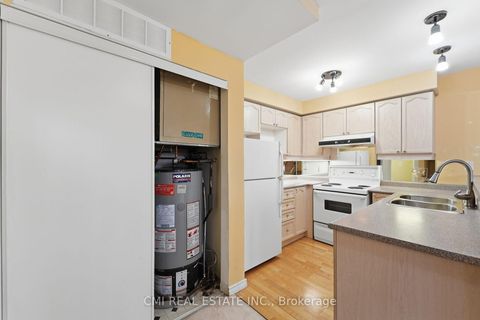 Photo 9 at 164 - 760 Lawrence Avenue W, Glen Park, Toronto