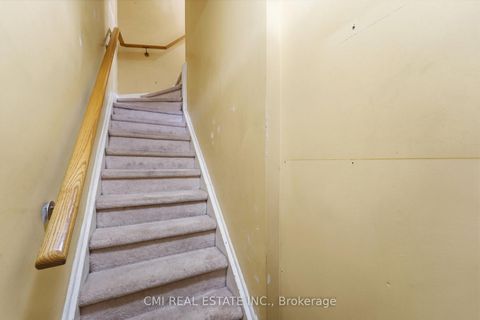 Photo 16 at 164 - 760 Lawrence Avenue W, Glen Park, Toronto
