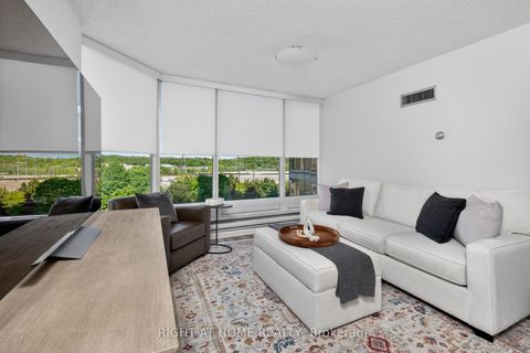 Photo 10 at 607 - 1 Palace Pier Court, Mimico, Toronto