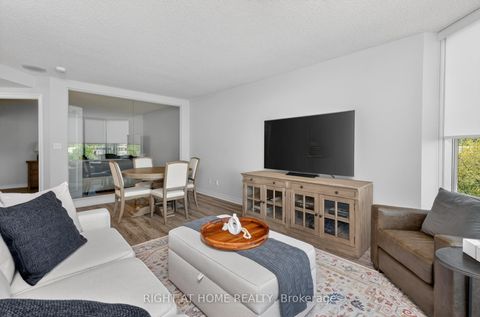 Photo 11 at 607 - 1 Palace Pier Court, Mimico, Toronto