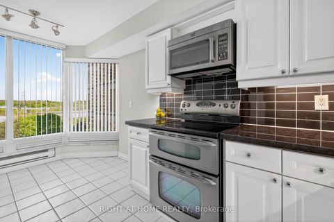 Photo 12 at 607 - 1 Palace Pier Court, Mimico, Toronto