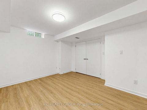 Photo 41 at 34 Armillo Place, Wismer, Markham