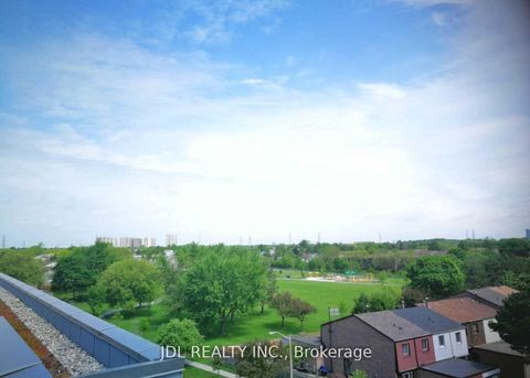 Photo 5 at 316 - 2100 Bridletowne Circle, L'Amoreaux, Toronto