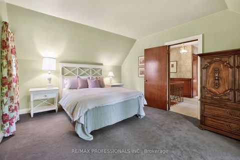 Photo 25 at 14 North Drive, Humber Valley, Toronto