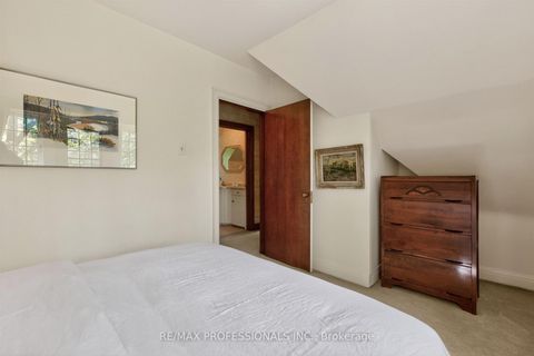 Photo 27 at 14 North Drive, Humber Valley, Toronto