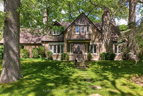 Photo 33 at 14 North Drive, Humber Valley, Toronto