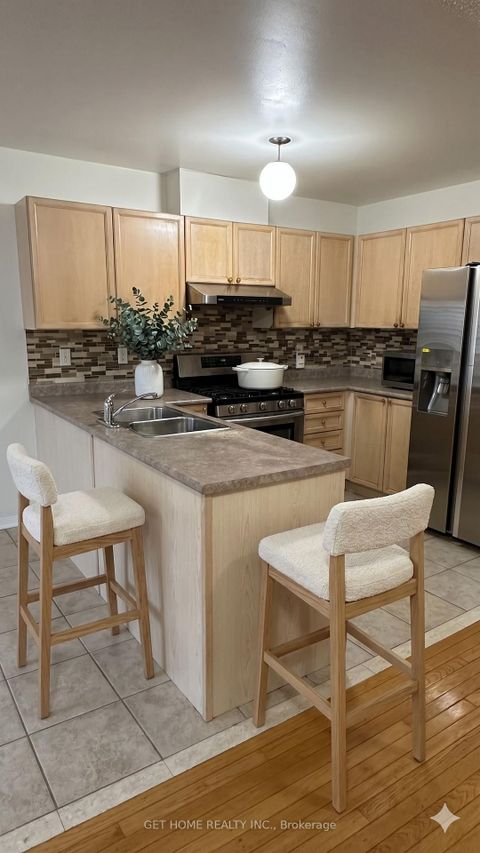 Photo 6 at 97 San Gabriele Place, Humber Summit, Toronto