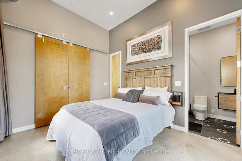 Photo 15 at 305 - 135 Dalhousie Street, Yonge Corridor, Toronto