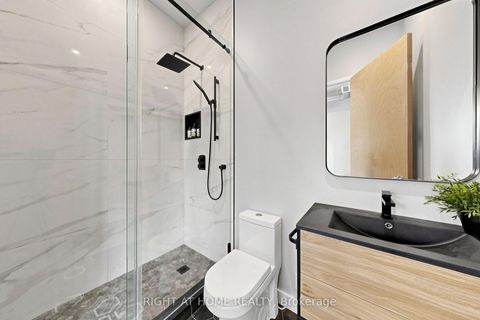 Photo 18 at 305 - 135 Dalhousie Street, Yonge Corridor, Toronto
