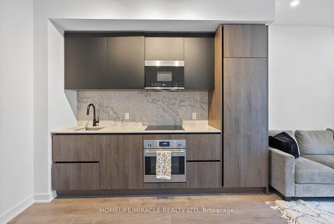Photo 16 at 1322 - 108 Peter Street, Waterfront Communities C1, Toronto