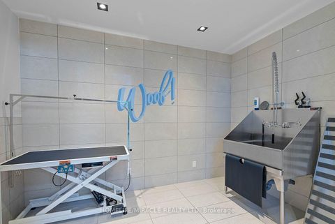 Photo 36 at 1322 - 108 Peter Street, Waterfront Communities C1, Toronto
