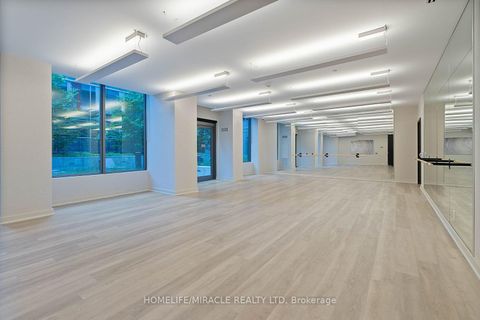 Photo 44 at 1322 - 108 Peter Street, Waterfront Communities C1, Toronto