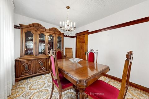 Photo 7 at 494 Oakwood Avenue W, Oakwood Village, Toronto