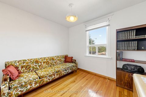 Photo 19 at 494 Oakwood Avenue W, Oakwood Village, Toronto
