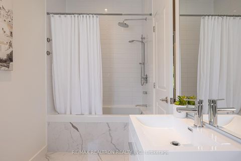 Photo 9 at 93 Walnut Avenue, Niagara, Toronto