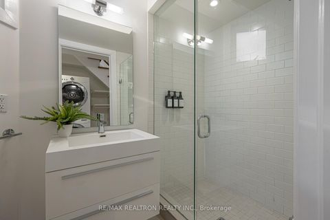 Photo 12 at 93 Walnut Avenue, Niagara, Toronto