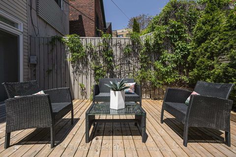 Photo 13 at 93 Walnut Avenue, Niagara, Toronto