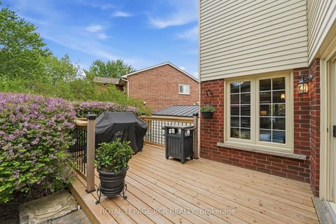 Photo 34 at 40 Moffat Crescent, Aurora Heights, Aurora