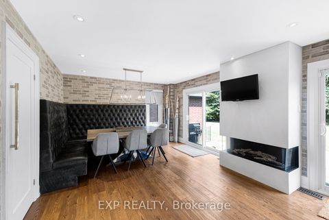 Photo 14 at 17 Chamberlain Court, Nobleton, King