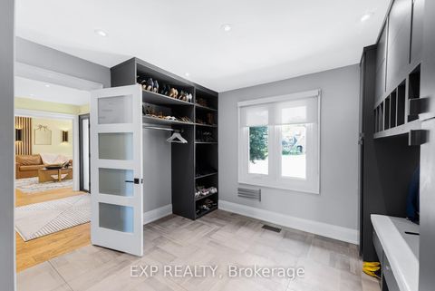 Photo 18 at 17 Chamberlain Court, Nobleton, King