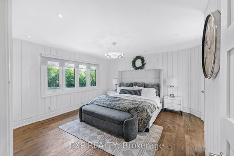 Photo 22 at 17 Chamberlain Court, Nobleton, King