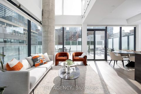 Photo 2 at 804 - 161 Roehampton Avenue, Mount Pleasant West, Toronto