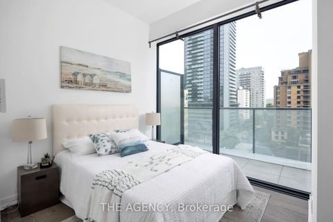 Photo 10 at 804 - 161 Roehampton Avenue, Mount Pleasant West, Toronto
